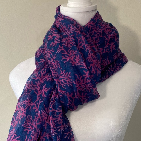 *NWT* Cruise Club Coral Reef Navy & Pink Scarf Shawl Nautical Coastal Vacation - Picture 3 of 7